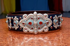 Пояс &laquo;Кемер белдік&raquo;. 2008. Серебро, сердолик, бирюза,кожа. Филигрань, зернь, чеканка
